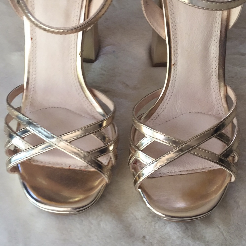 TopShop Shoes - Picture 3 of 7